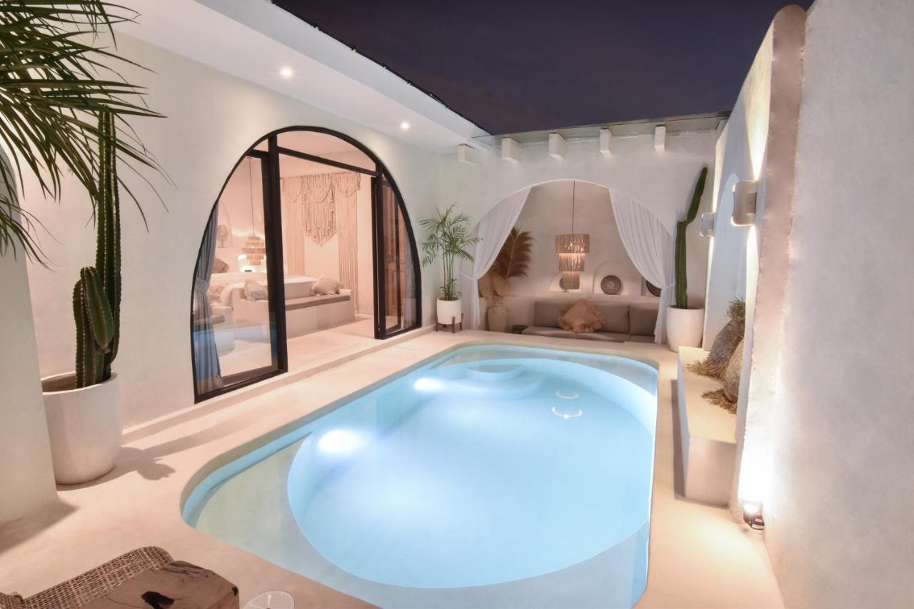 Bohemian Jogja Villas With Private Pool Kejayan Eksteriør bilde